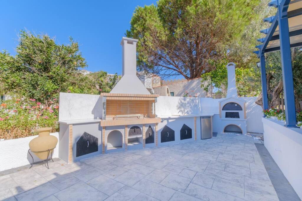 Lefkathia Beach Villa - Gated Beach-Front Private Villa At Lefkathia Beach, Chios! Volissos Dış mekan fotoğraf